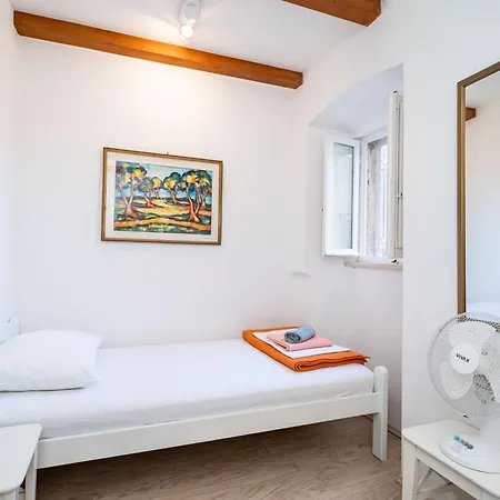 Lovely Holiday House Othello Next To The Buza Beach Dubrovnik Exterior photo